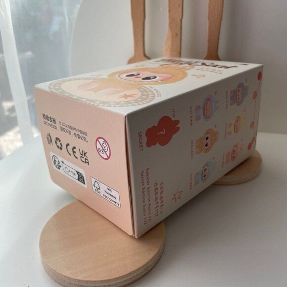 ZIZI - POP MART LABUBU THE MONSTERS - HAVE A SEAT - Picture 4 of 4